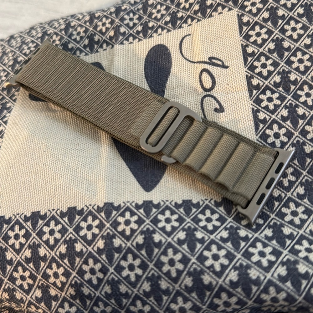 Apple Watch Ultra Alpine Loop